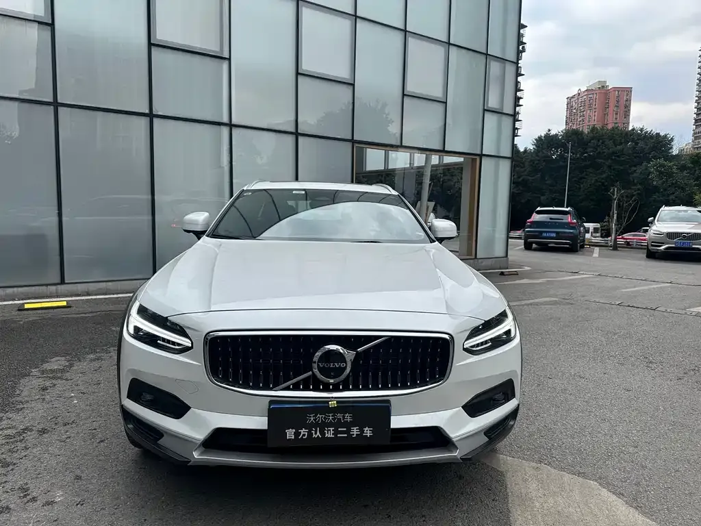Volvo V90 — фото 2