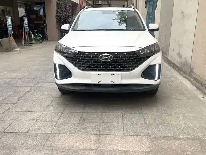 Hyundai ix35 — фото 2