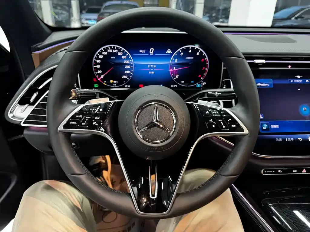 Mercedes-Benz E-Class 2025 из CN, фото 10