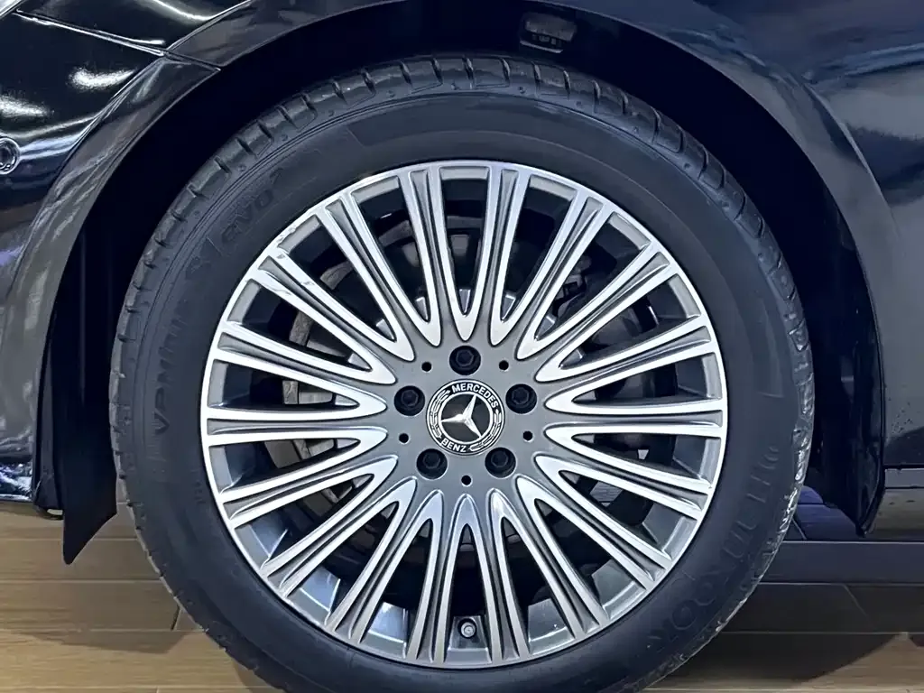 Mercedes-Benz E-Class 2023 из CN, фото 9