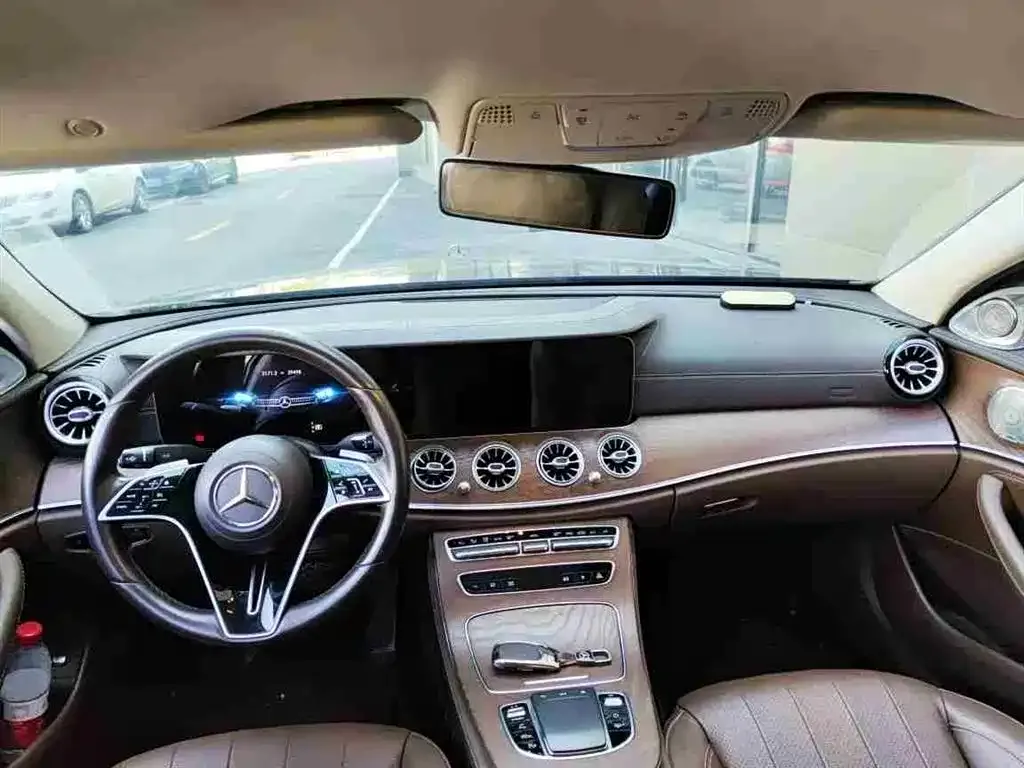 Mercedes-Benz E-Class 2023 из CN, фото 3