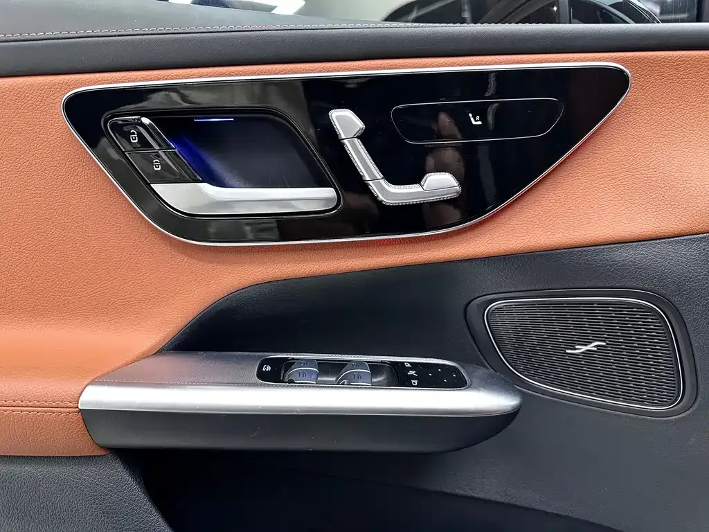 Mercedes-Benz GLC 2025 из CN, фото 6
