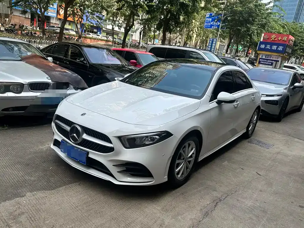 Mercedes-Benz A-Class — фото 1