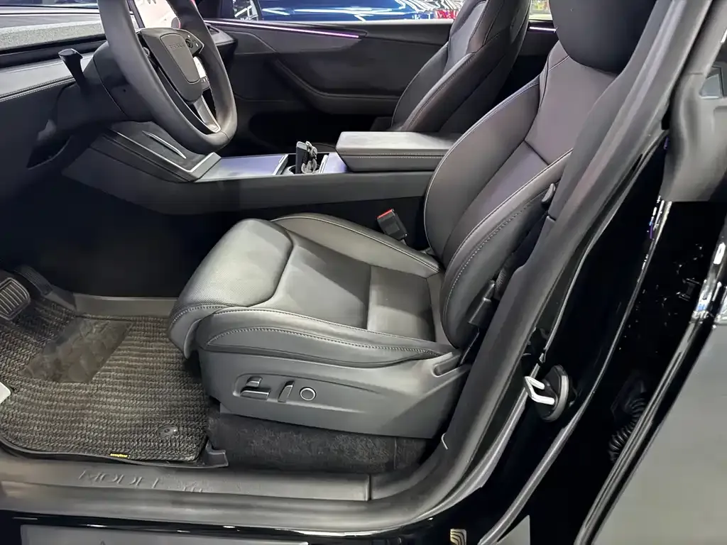 Tesla Model Y 2025 из CN, фото 9