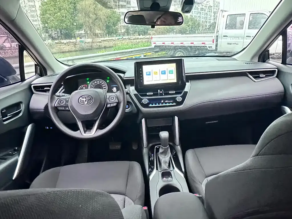 Toyota Frontlander 2022 из CN, фото 4