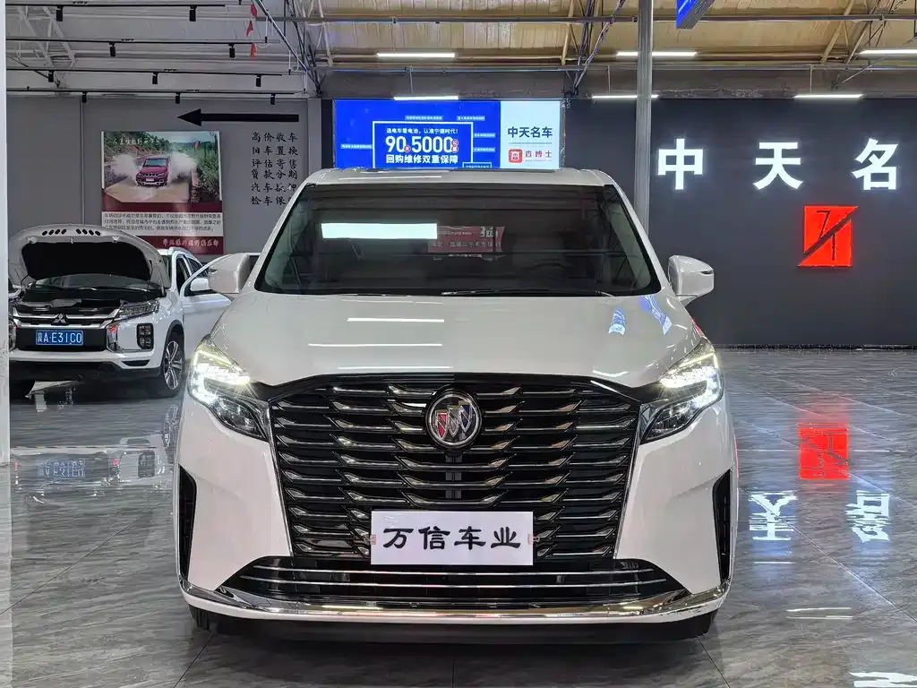 Buick GL8 2024 из CN, фото 1
