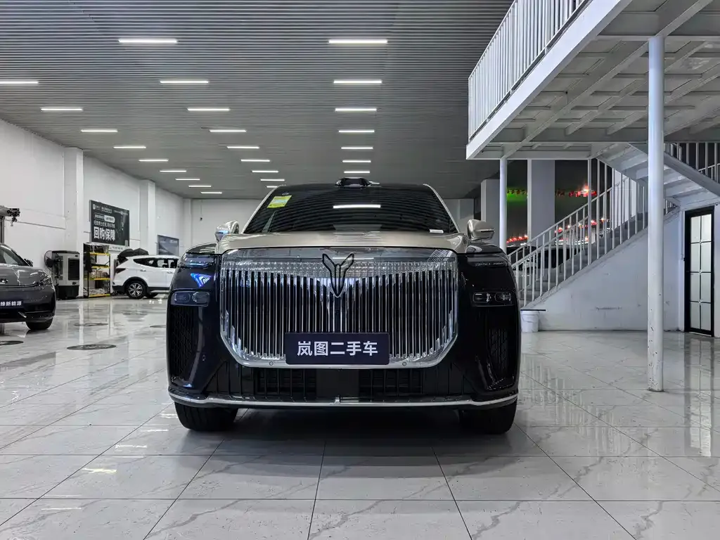 VOYAH Lantu Taishan 2025 из CN, фото 8