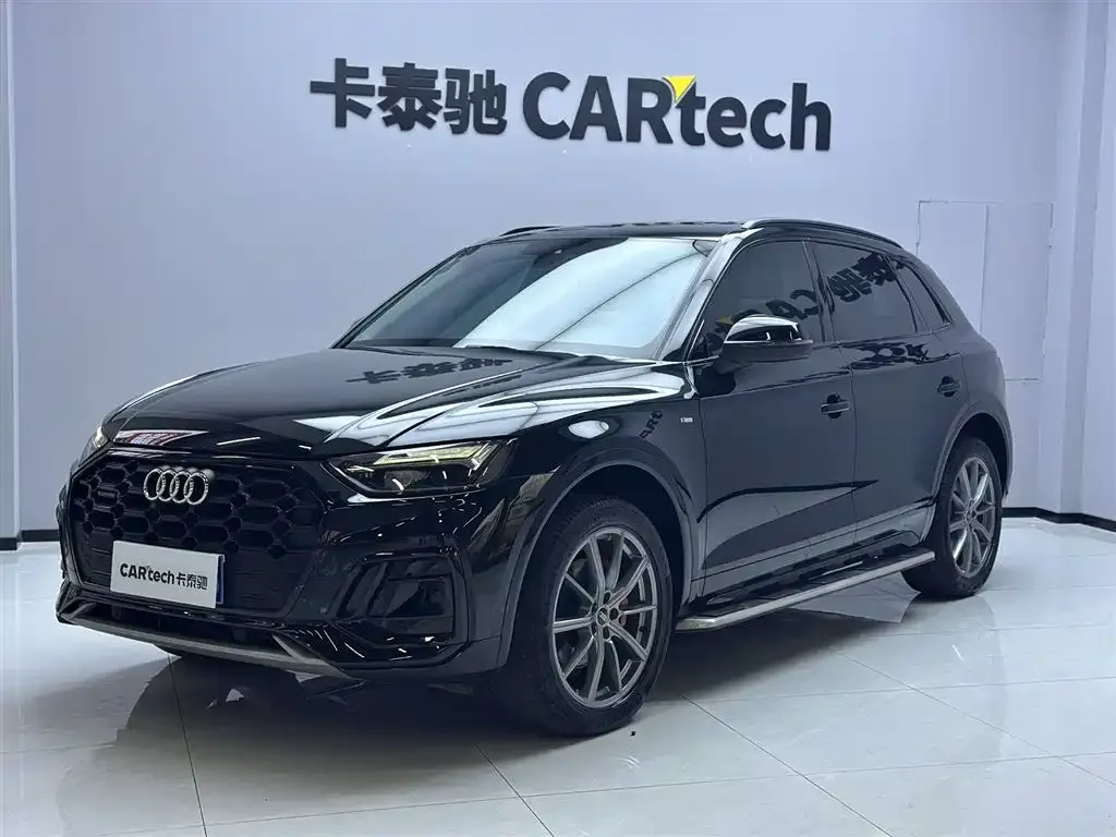 Audi Q5L 2023 из CN, фото 1