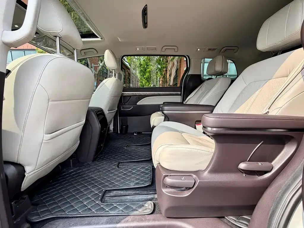 GAC Motor Trumpchi M8 — фото 3