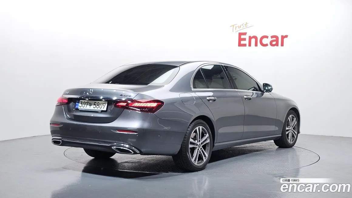 Mercedes-Benz E-Class 2021 из KR, фото 3