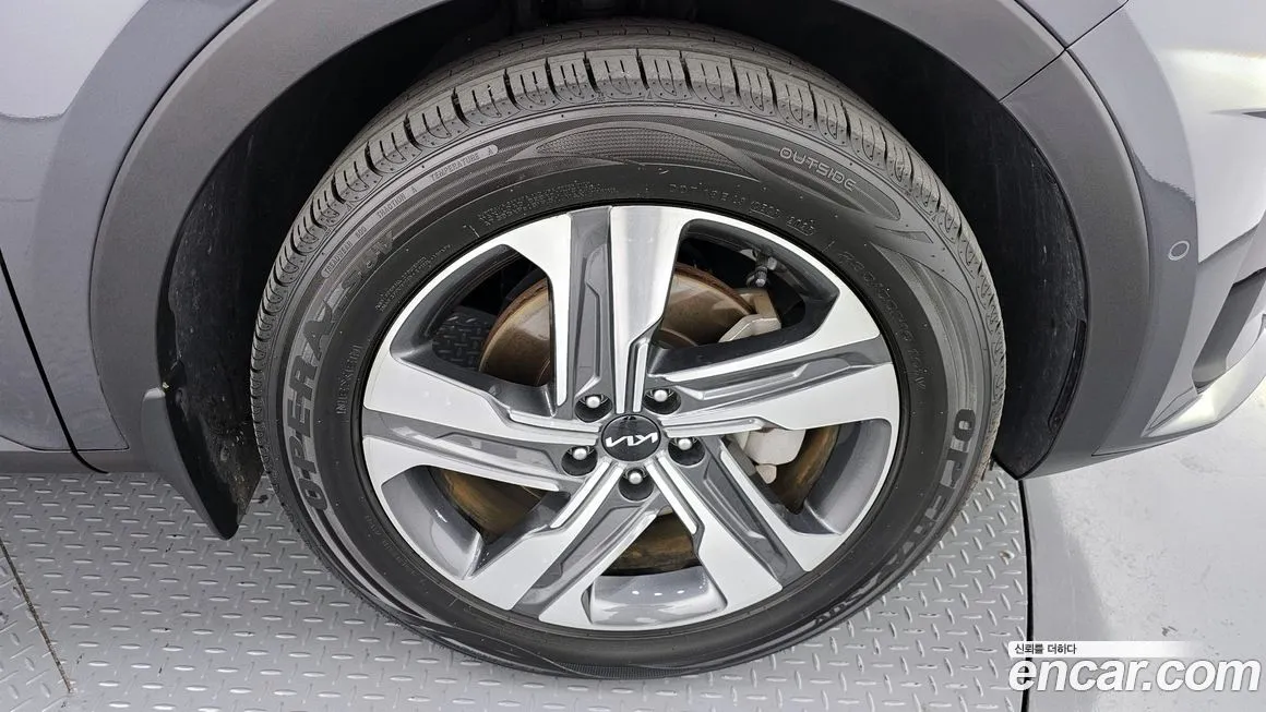 Kia Sorento — фото 5
