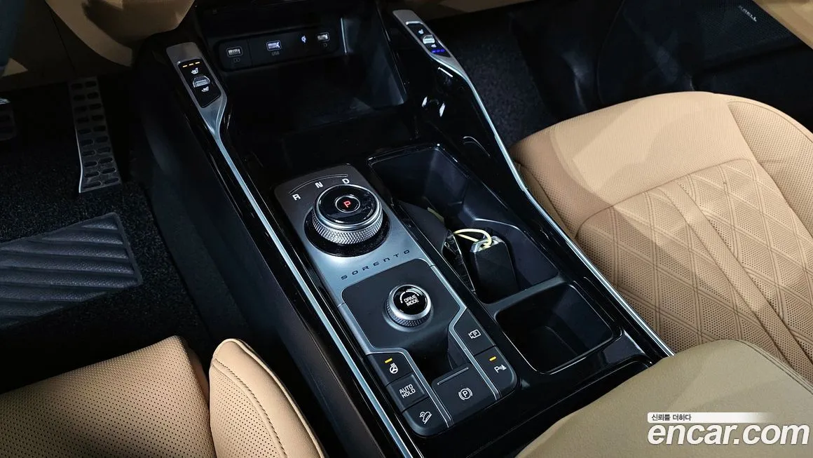 Kia Sorento — фото 7