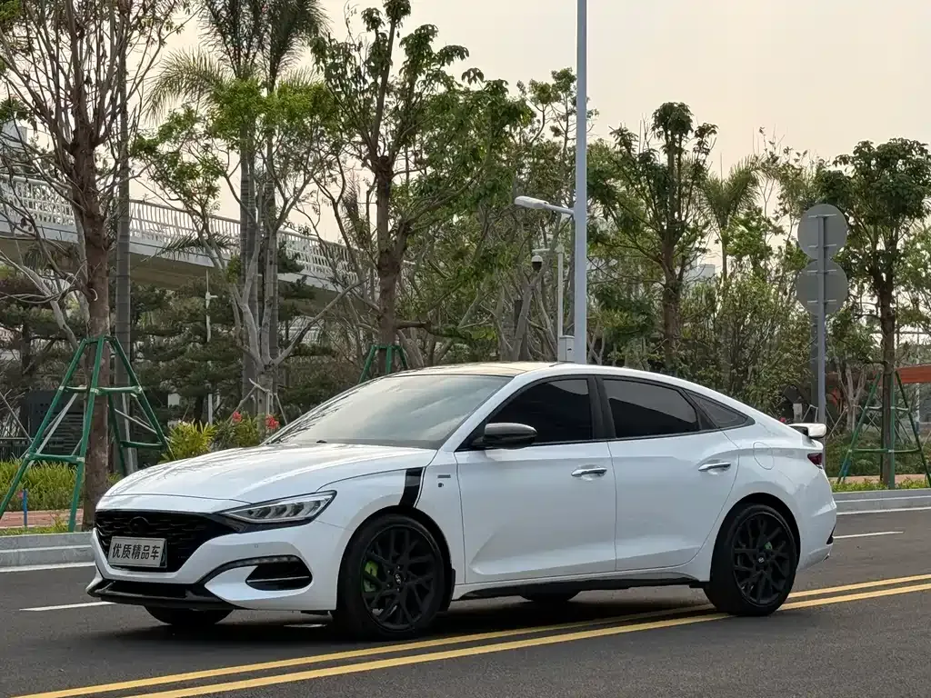 Hyundai Fista