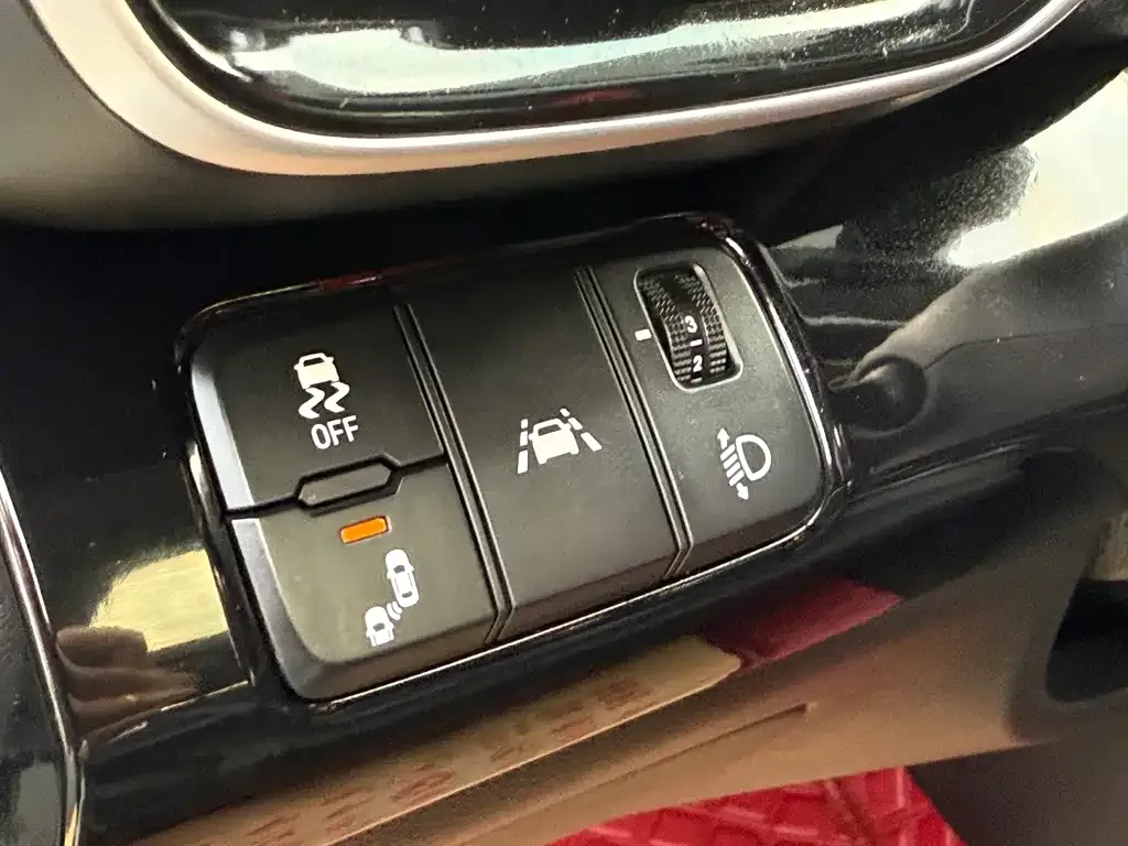 Hyundai Fista 2021 из CN, фото 4