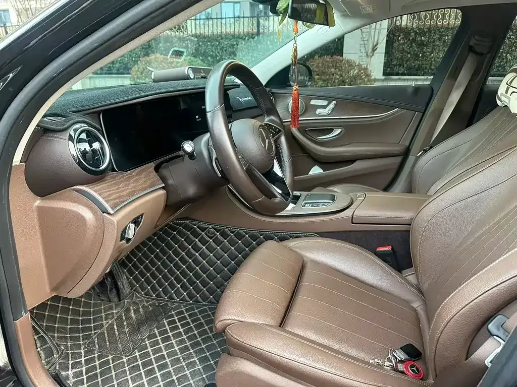 Mercedes-Benz E-Class 2022 из CN, фото 4