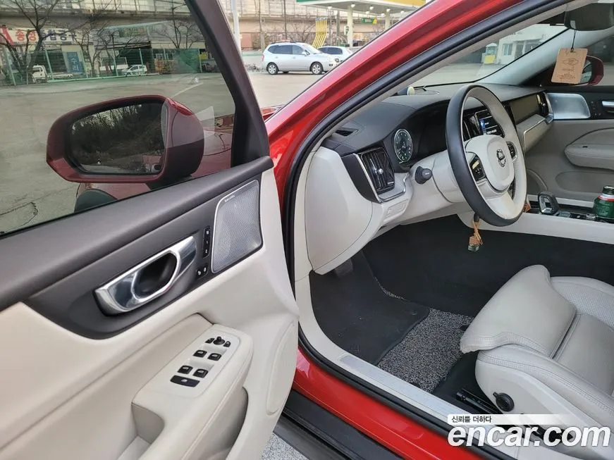 Volvo V60 2022 из KR, фото 6