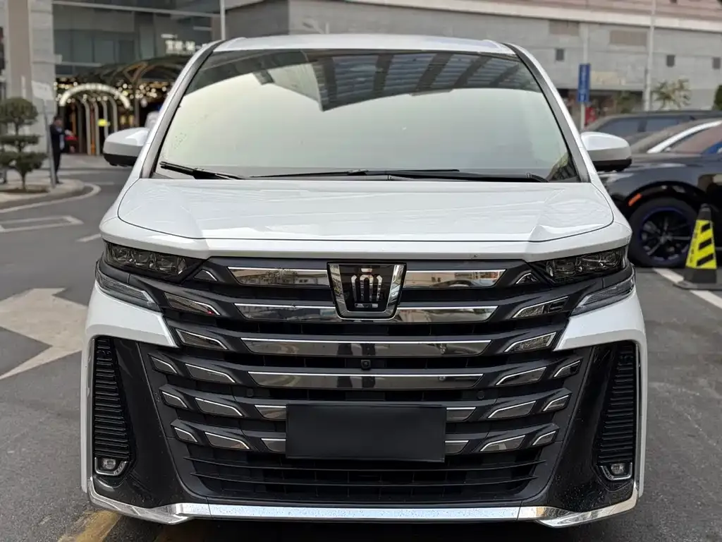 Toyota Vellfire 2024 из CN, фото 3