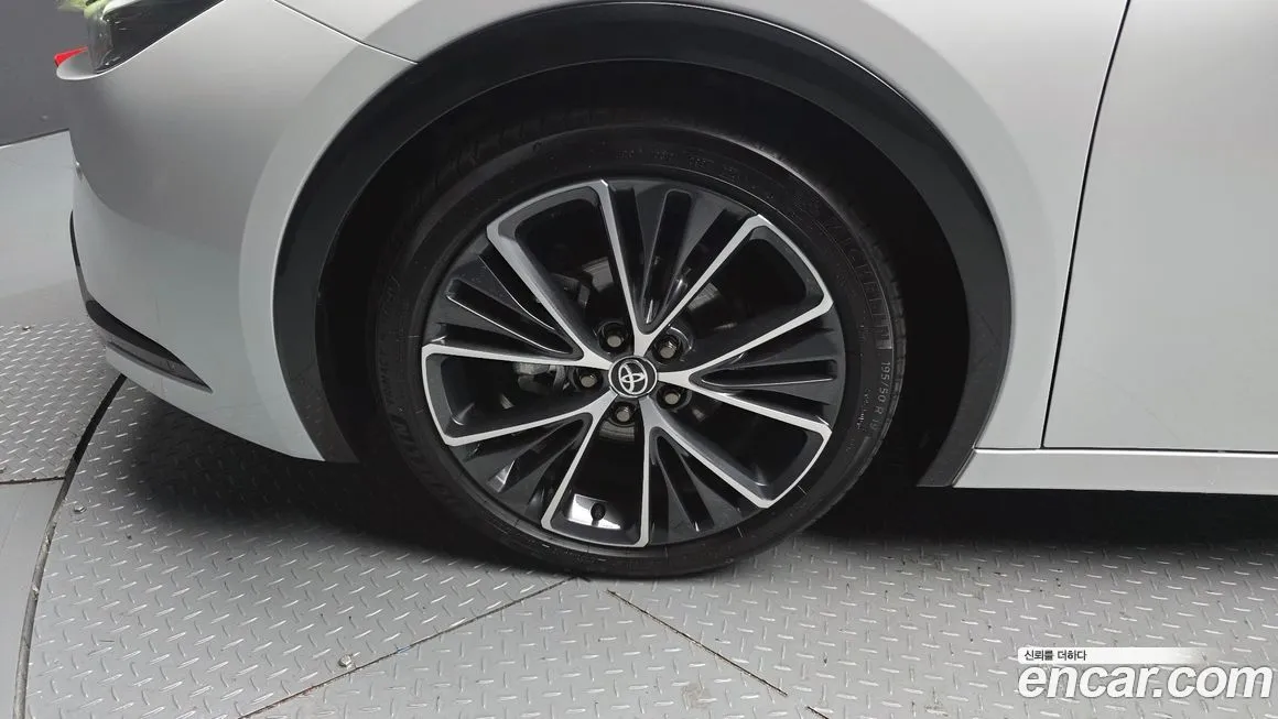 Toyota Prius 2024 из KR, фото 7