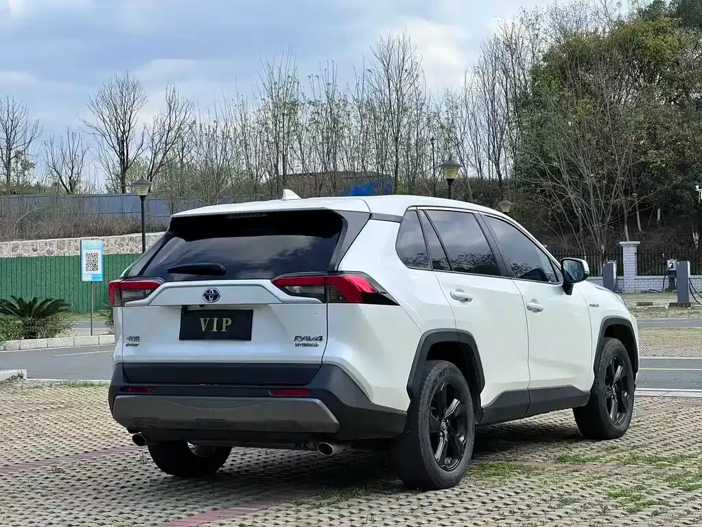 Toyota RAV4 2021 из CN, фото 8