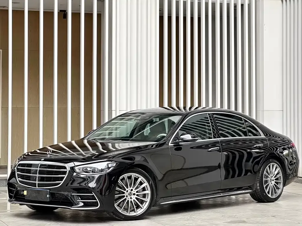 Mercedes-Benz S-Class — фото 1