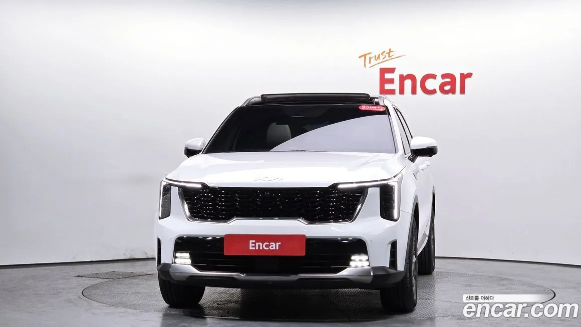 Kia Sorento — фото 6