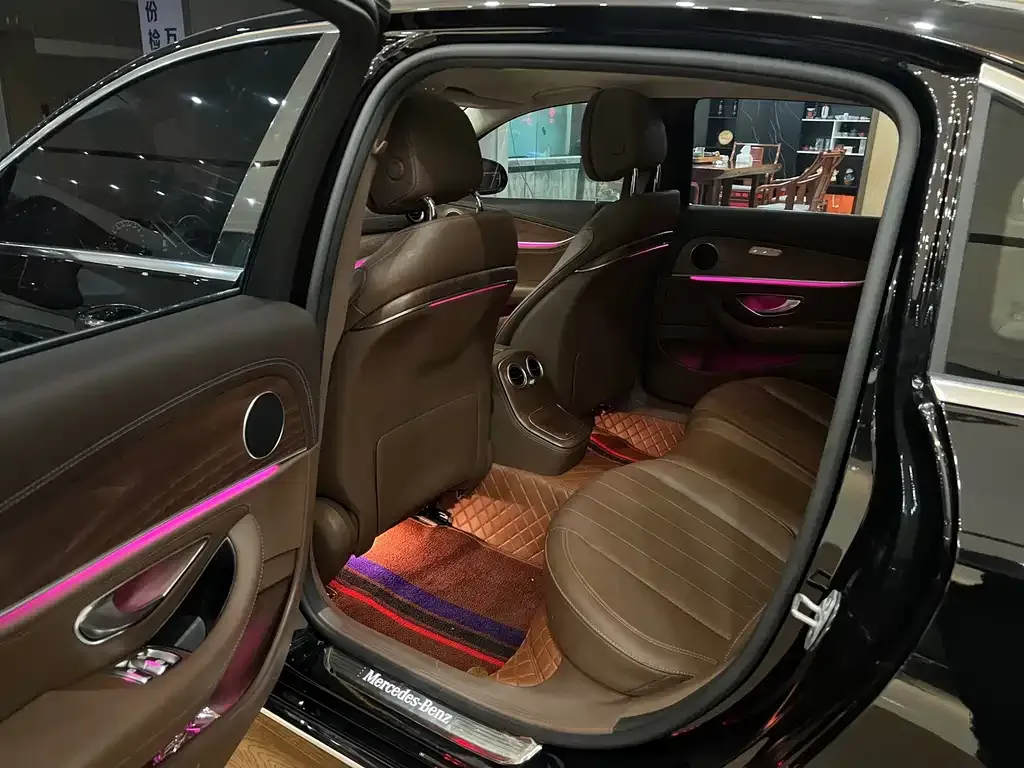 Mercedes-Benz E-Class 2023 из CN, фото 6