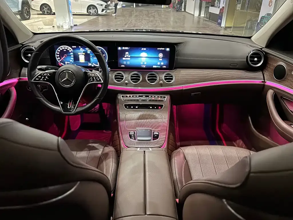 Mercedes-Benz E-Class 2023 из CN, фото 7