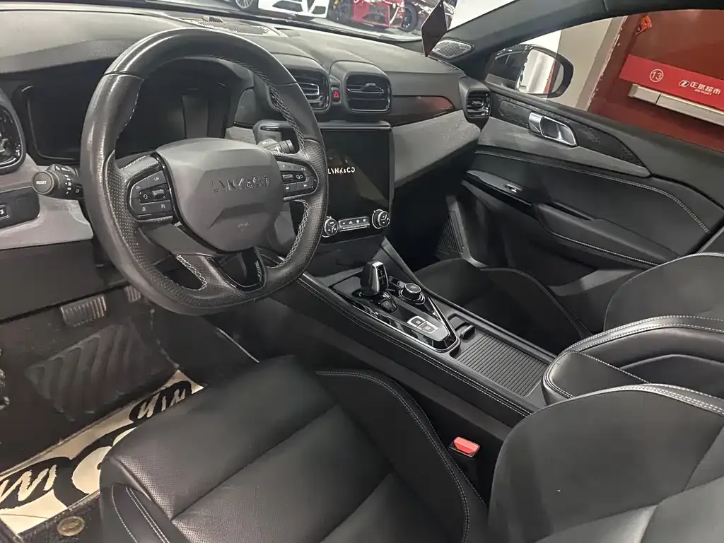 Lynk & Co 03 2022 из CN, фото 9