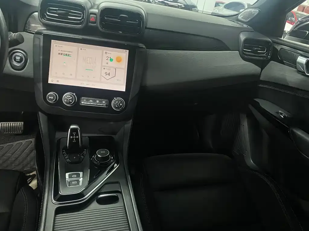 Lynk & Co 03 2022 из CN, фото 2