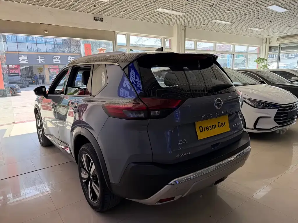 Nissan X-Trail — фото 10