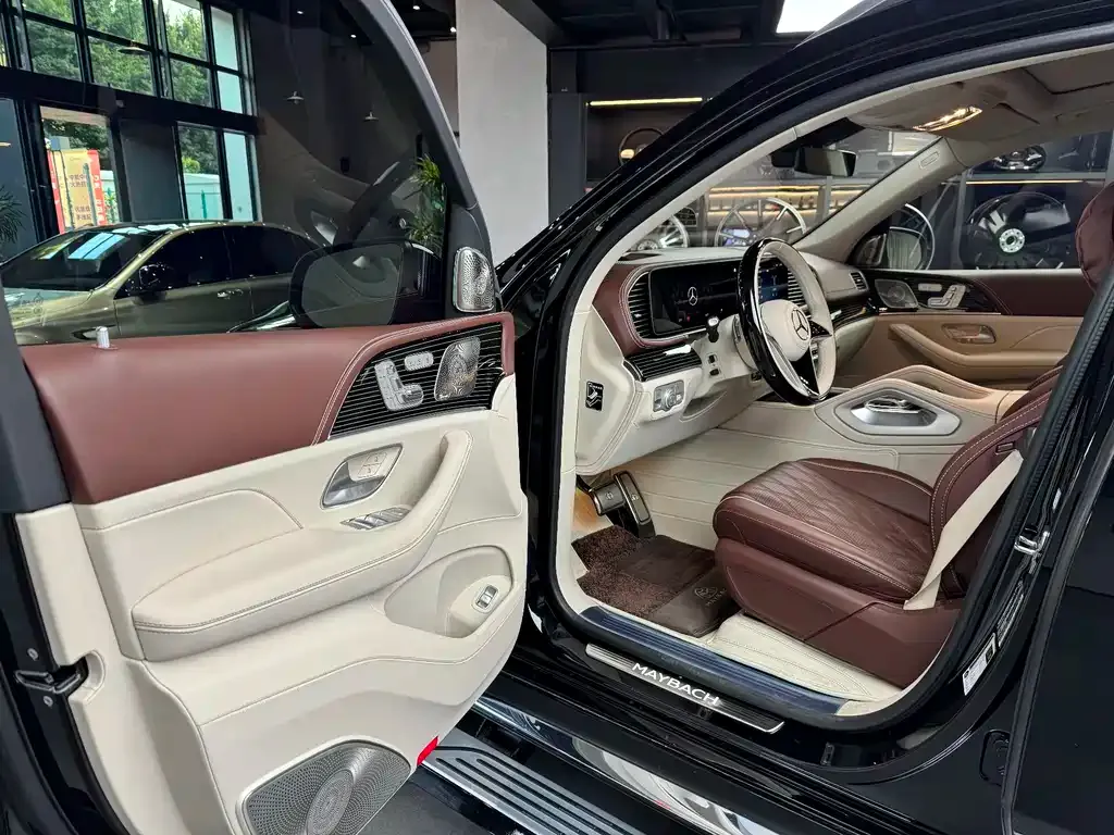 Mercedes-Benz GLS 2025 из CN, фото 3