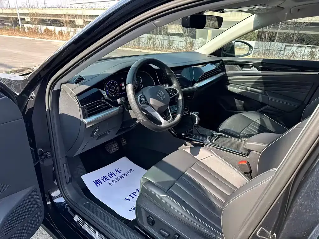 Volkswagen Passat 2023 из CN, фото 6