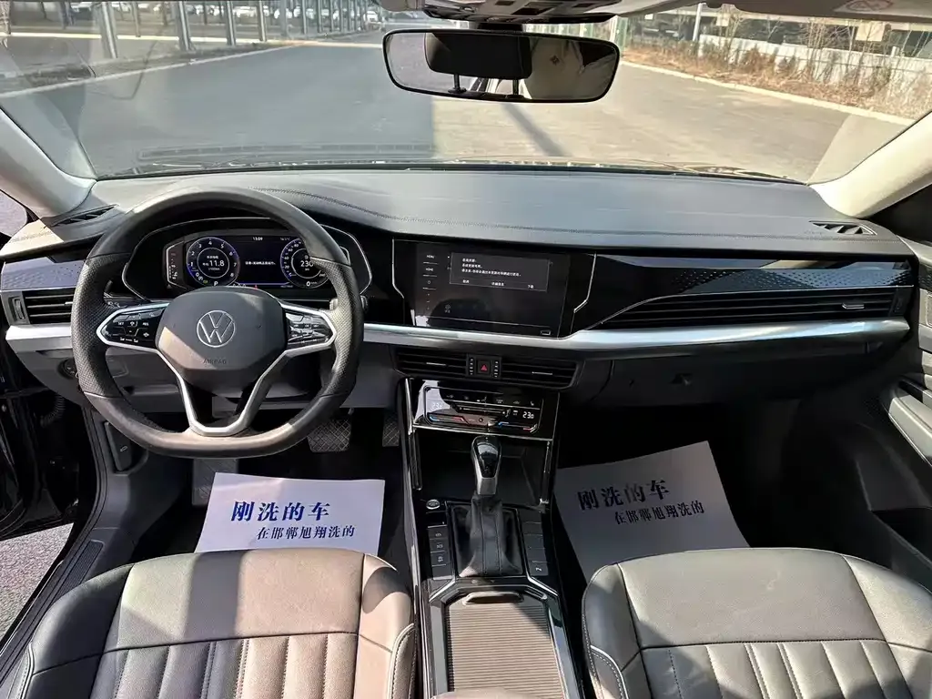 Volkswagen Passat 2023 из CN, фото 8
