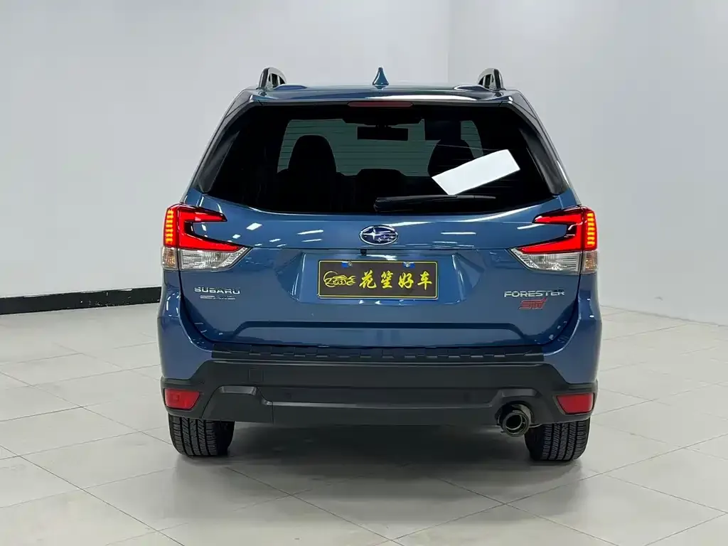 Subaru Forester 2022 из CN, фото 3