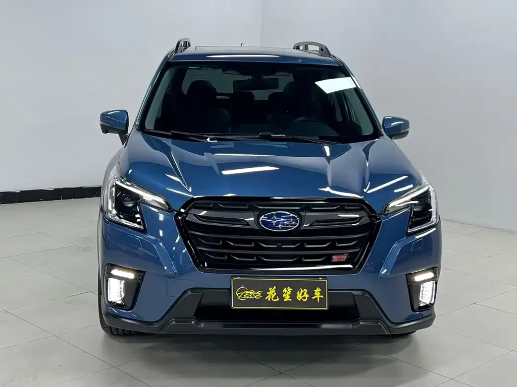 Subaru Forester 2022 из CN, фото 2