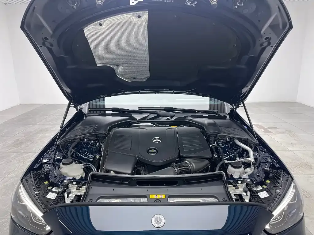 Mercedes-Benz C-Class 2023 из CN, фото 8