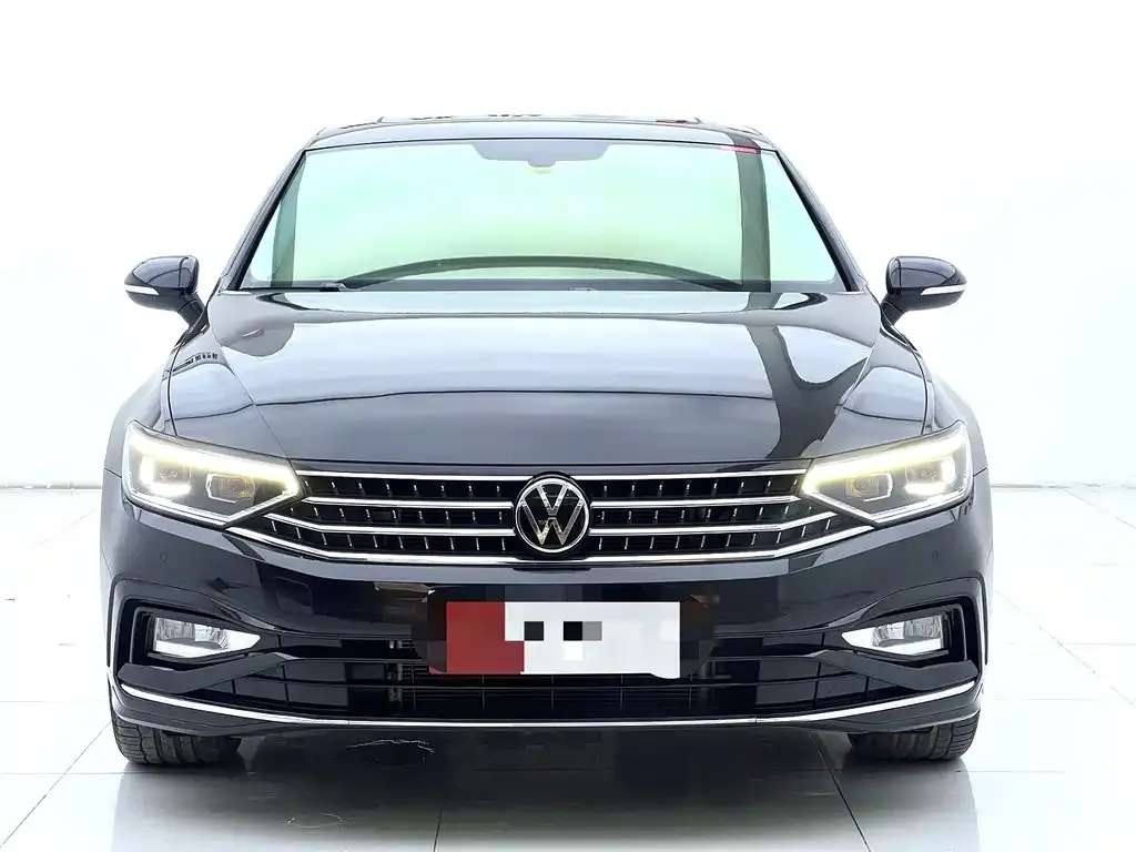 Volkswagen Magotan 2023 из CN, фото 4