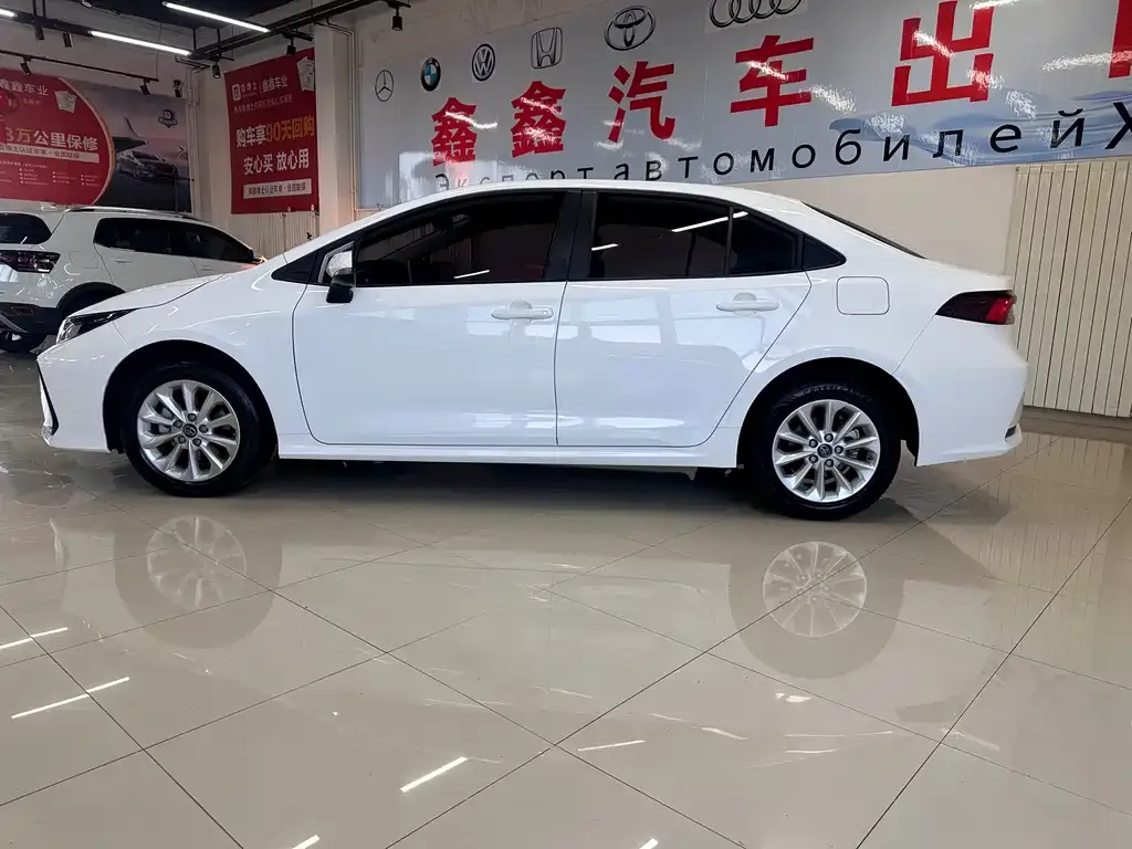 Toyota Corolla 2022 из CN, фото 5