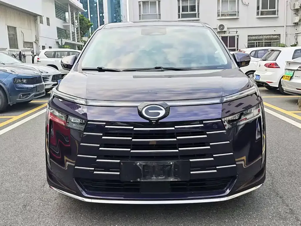 GAC Motor E8 Hybrid — фото 7