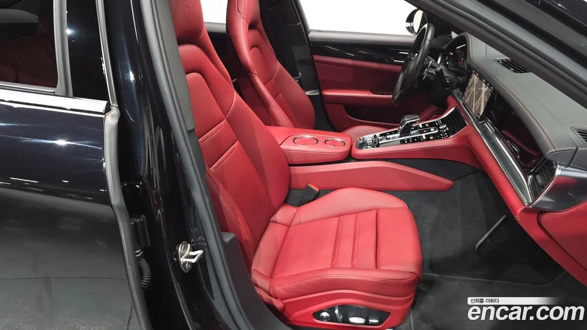 Porsche Panamera 2021 из KR, фото 8