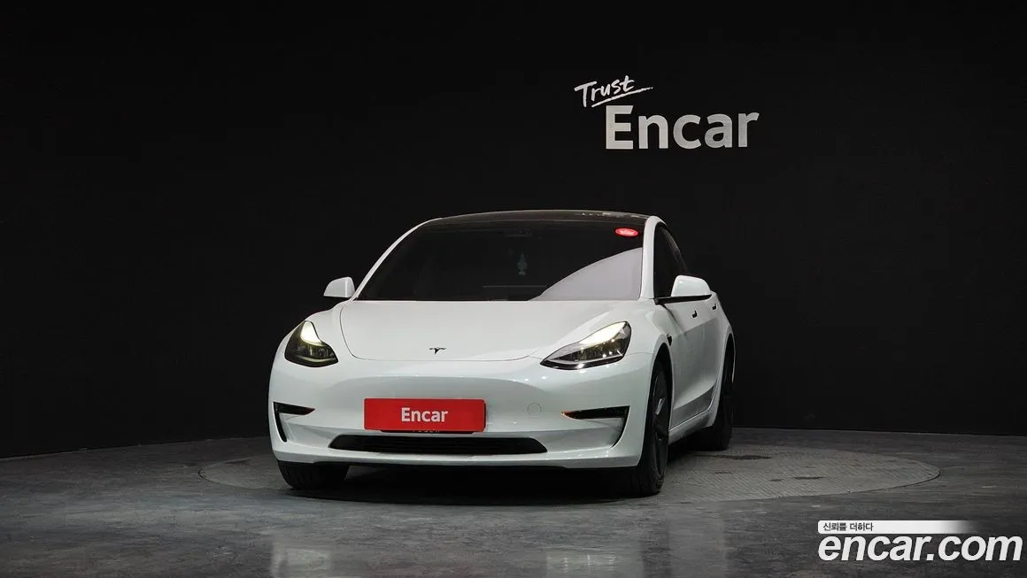 Tesla Model 3 2021 из KR, фото 2
