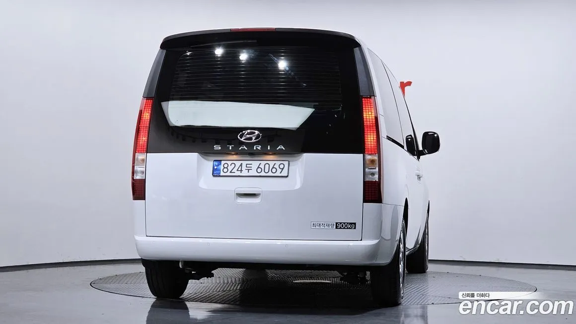 Hyundai Staria 2023 из KR, фото 2