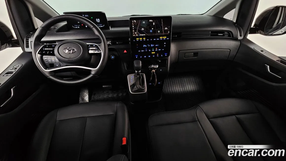 Hyundai Staria 2023 из KR, фото 5