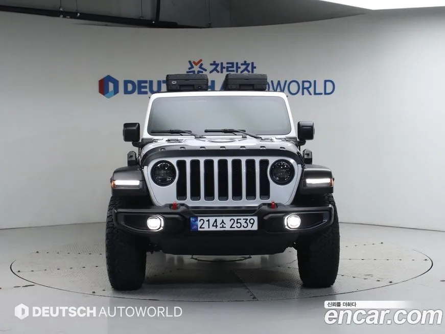 Jeep Wrangler 2023 из KR, фото 10