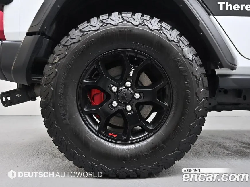 Jeep Wrangler 2023 из KR, фото 4