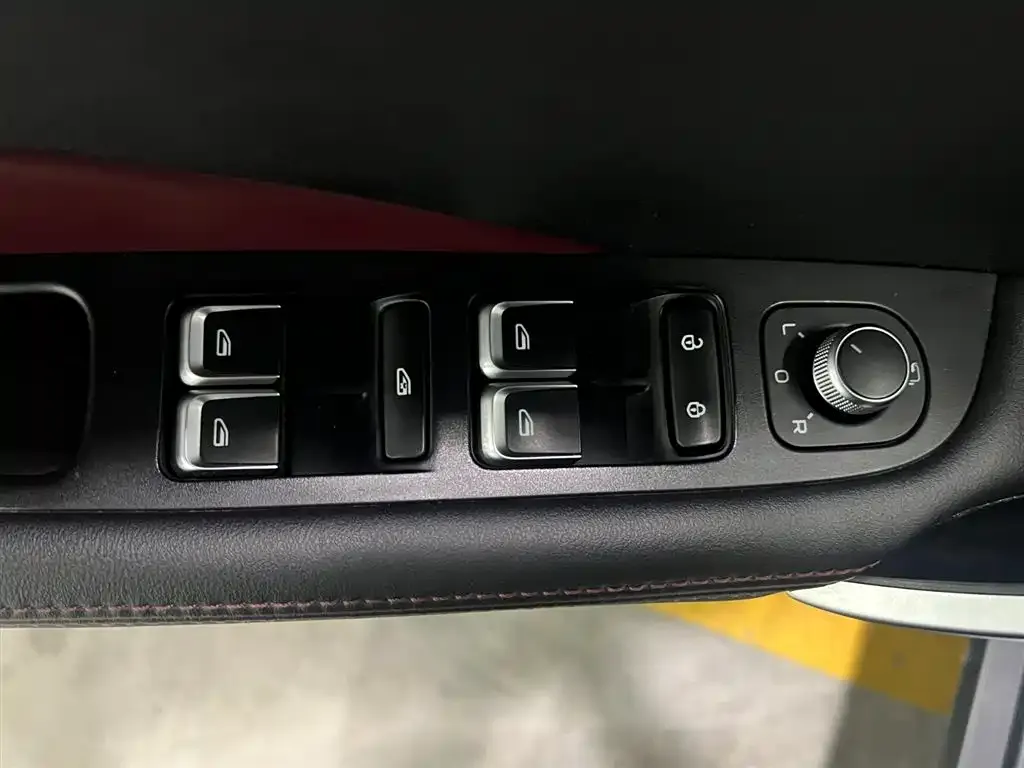 Geely Binyue 2022 из CN, фото 5