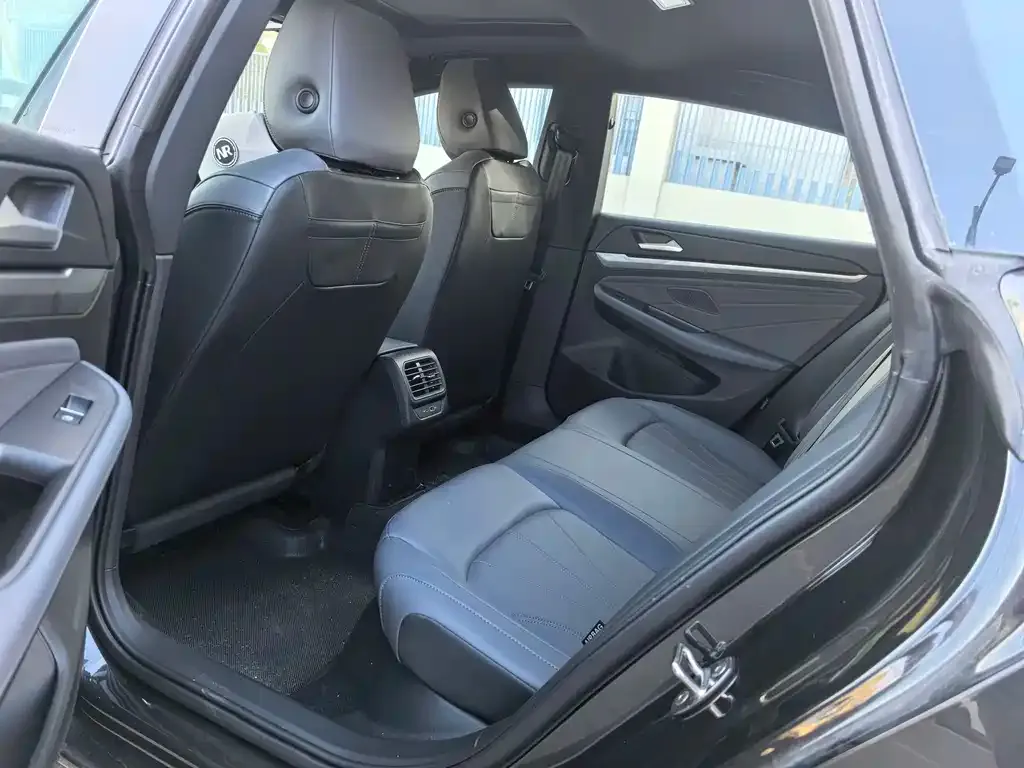 Volkswagen Lamando 2025 из CN, фото 2