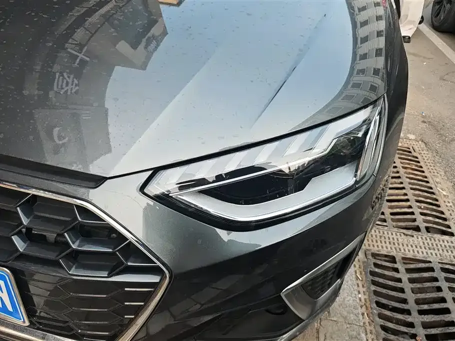 Audi A4L 2022 из CN, фото 6