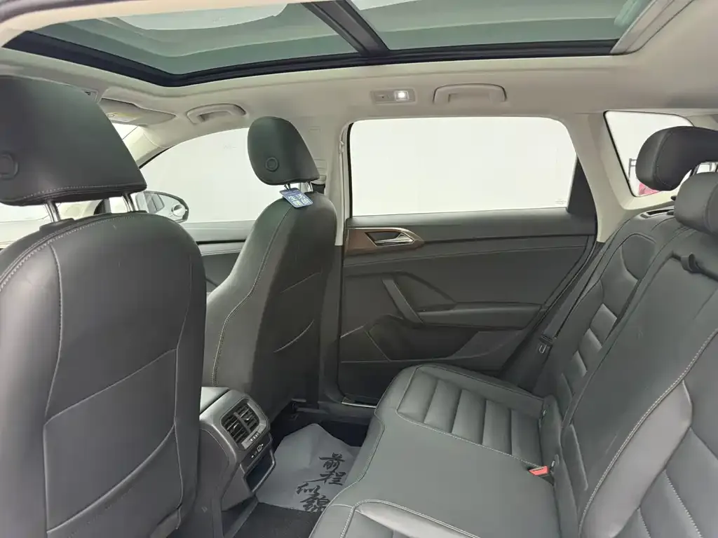 Volkswagen Tharu 2021 из CN, фото 10