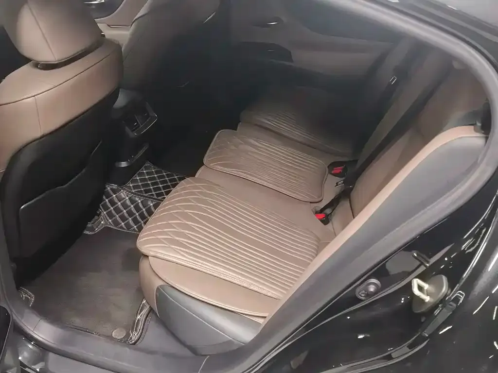 Lexus ES 2024 из CN, фото 10